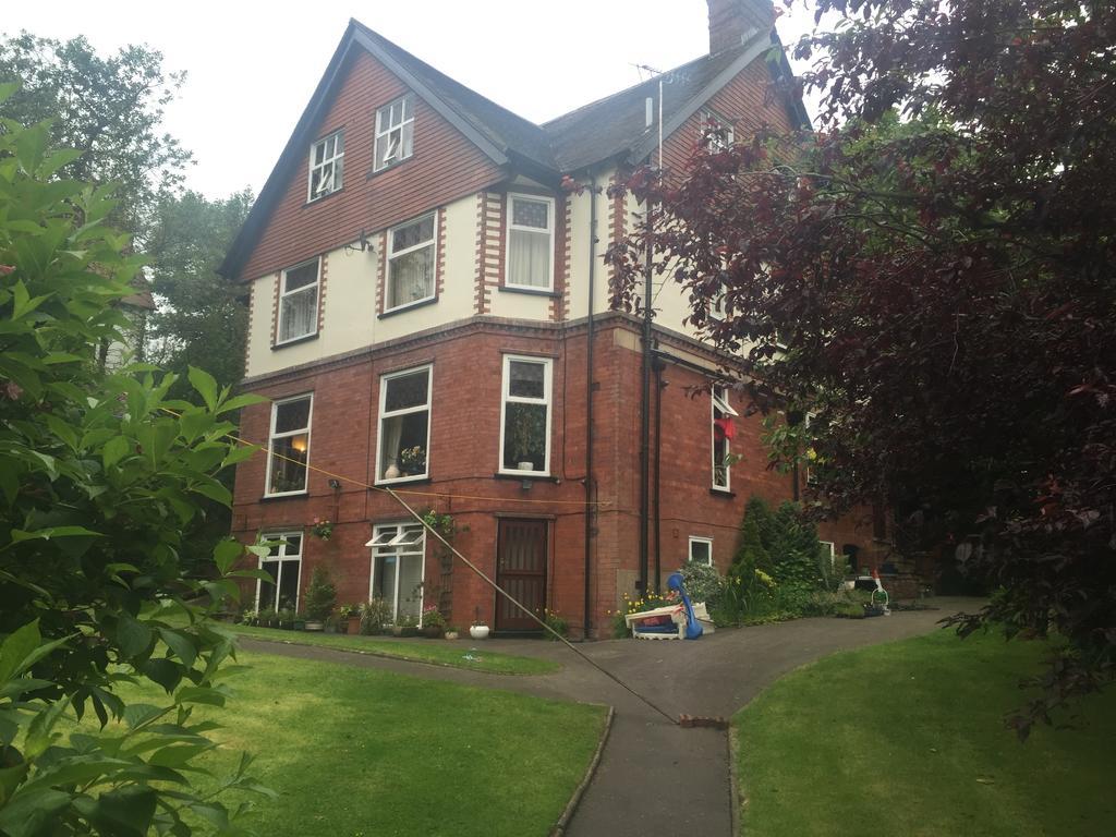 Oakfield Lodge Guest House Stockport Marple Exterior photo